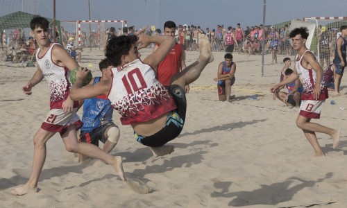 Els juvenils conclouen la temporada de platja amb èxit