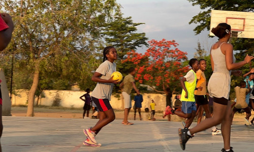 L’Associació Handball School s’uneix a Bel Avenir per fomentar l’esport i la inclusió social a Tulear